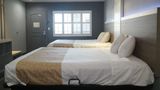 <b>Travelodge Whittier Room</b>. Images powered by <a href="https://iceportal.shijigroup.com/" title="IcePortal" target="_blank">IcePortal</a>.