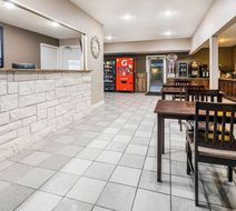 Super 8 Abilene North Lobby