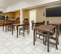 Super 8 Abilene North Lobby