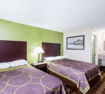 Super 8 Bangor Room