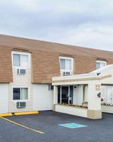 Super 8 Bangor