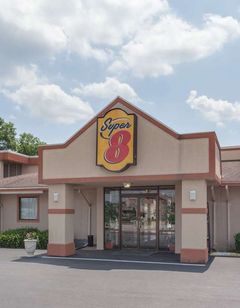 Super 8 Carlisle North