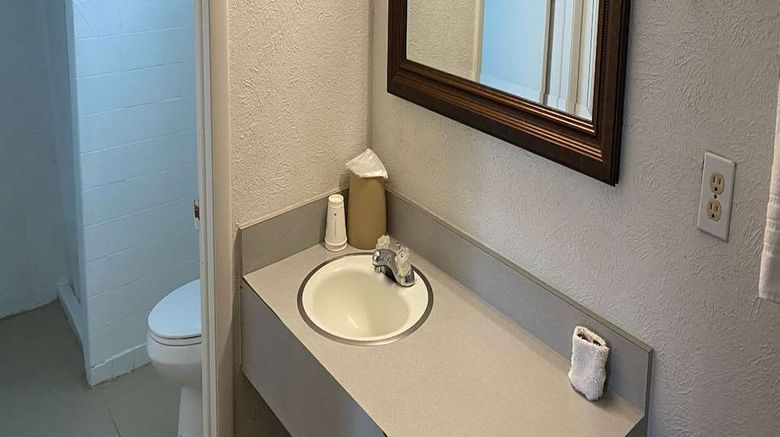<b>Super 8 Wells Room</b>. Images powered by <a href="https://iceportal.shijigroup.com/" title="IcePortal" target="_blank">IcePortal</a>.