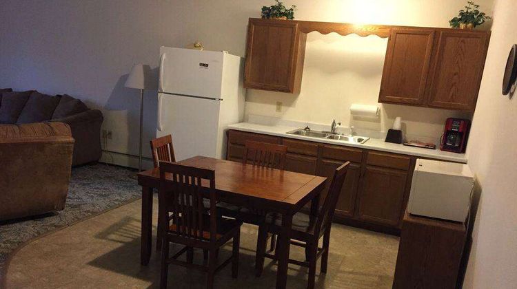 Super 8 Escanaba Room