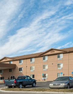 Super 8 Henderson North East Denver