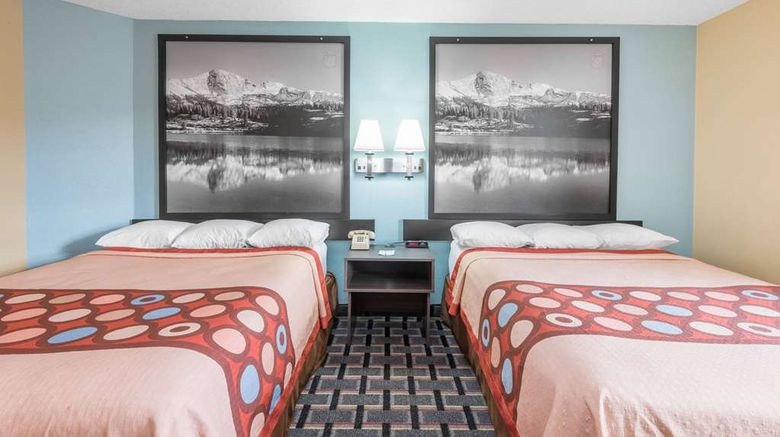 <b>Super 8 Henderson North East Denver Room</b>. Images powered by <a href="https://iceportal.shijigroup.com/" title="IcePortal" target="_blank">IcePortal</a>.