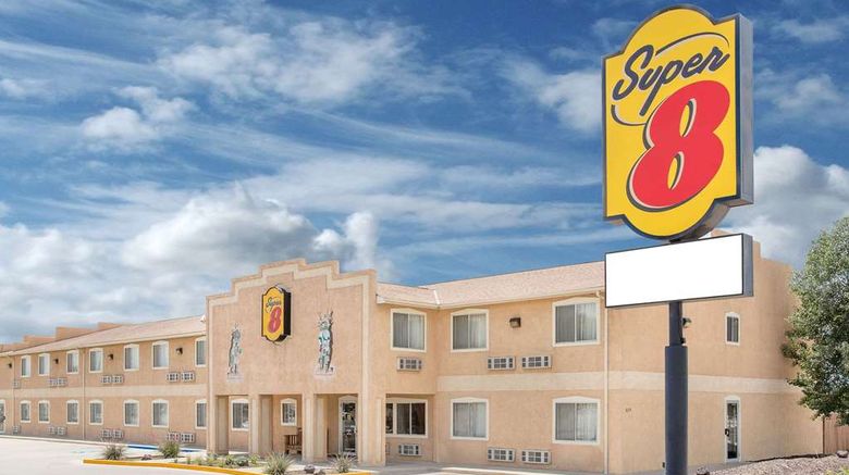 <b>Super 8 Bloomfield Exterior</b>. Images powered by <a href="https://iceportal.shijigroup.com/" title="IcePortal" target="_blank">IcePortal</a>.