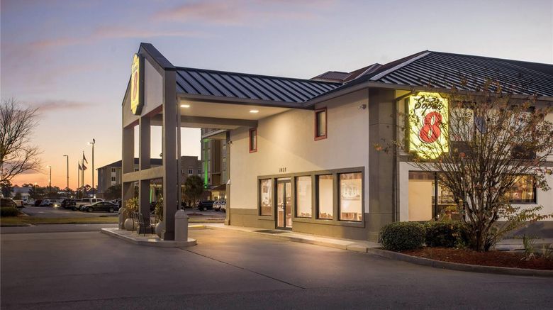 <b>Super 8 Valdosta/Conf Center Area Exterior</b>. Images powered by <a href="https://iceportal.shijigroup.com/" title="IcePortal" target="_blank">IcePortal</a>.