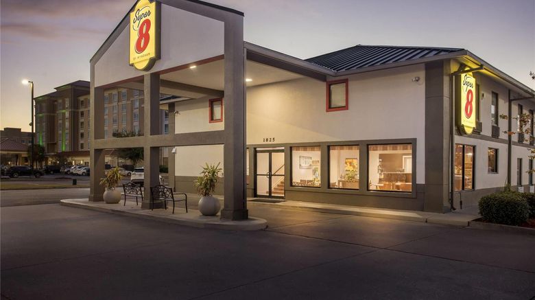 <b>Super 8 Valdosta/Conf Center Area Exterior</b>. Images powered by <a href="https://iceportal.shijigroup.com/" title="IcePortal" target="_blank">IcePortal</a>.