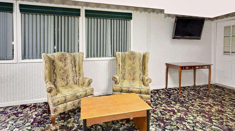 <b>Knights Inn Madison Heights Lynchburg Lobby</b>. Images powered by <a href="https://iceportal.shijigroup.com/" title="IcePortal" target="_blank">IcePortal</a>.