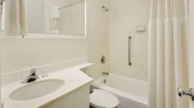 <b>Knights Inn Madison Heights Lynchburg Room</b>. Images powered by <a href="https://iceportal.shijigroup.com/" title="IcePortal" target="_blank">IcePortal</a>.