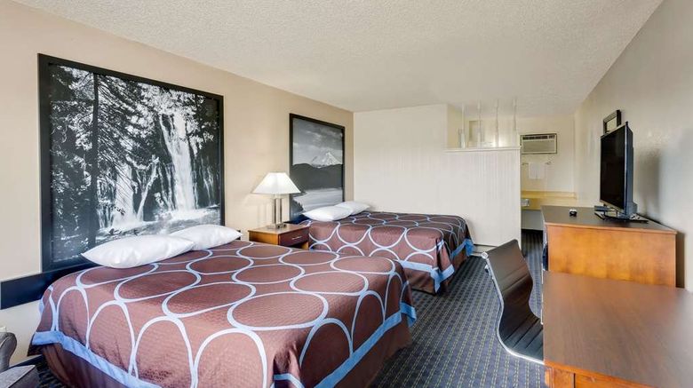 <b>Super 8 Alturas Room</b>. Images powered by <a href="https://iceportal.shijigroup.com/" title="IcePortal" target="_blank">IcePortal</a>.