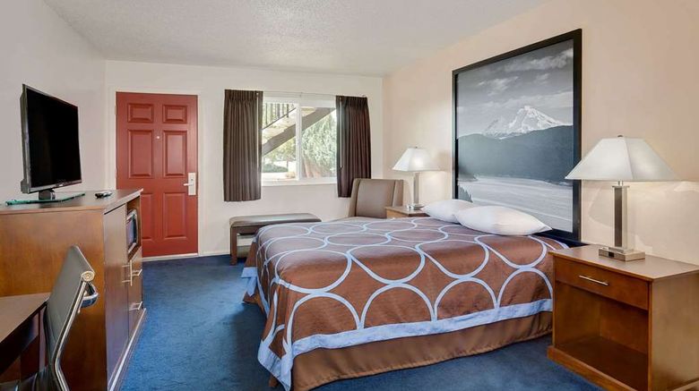 <b>Super 8 Alturas Room</b>. Images powered by <a href="https://iceportal.shijigroup.com/" title="IcePortal" target="_blank">IcePortal</a>.