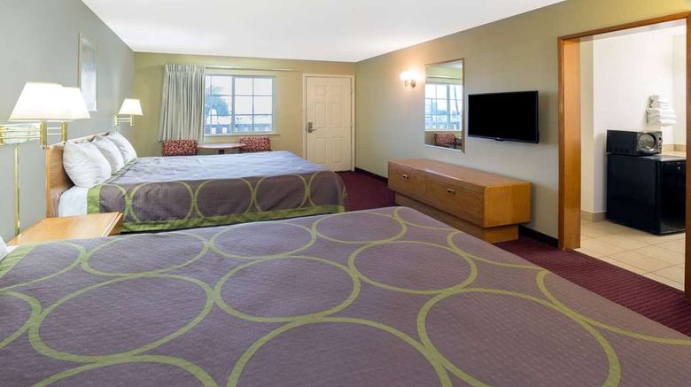<b>Super 8 Crescent City Room</b>. Images powered by <a href="https://iceportal.shijigroup.com/" title="IcePortal" target="_blank">IcePortal</a>.