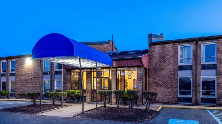 Days Inn Manassas/I-66 Exterior