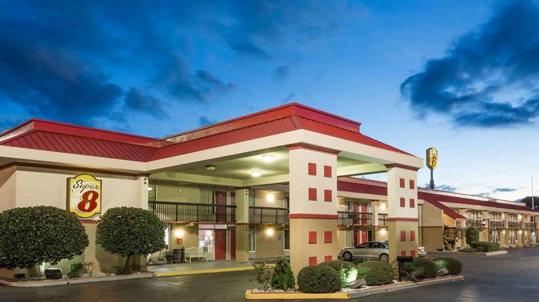 Super 8 Tifton Exterior. Images powered by <a href="https://iceportal.shijigroup.com" target="_blank" rel="noopener">Ice Portal</a>.