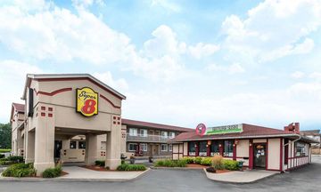 Super 8 Guelph