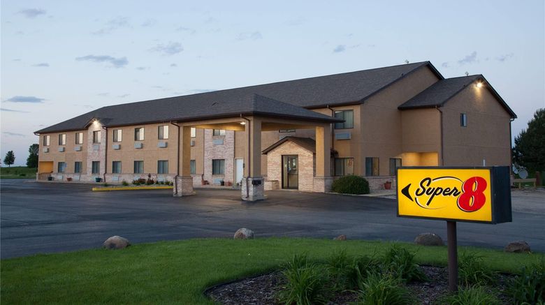 <b>Super 8 Dwight Exterior</b>. Images powered by <a href="https://iceportal.shijigroup.com/" title="IcePortal" target="_blank">IcePortal</a>.