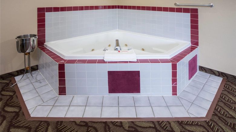 <b>Super 8 Dwight Suite</b>. Images powered by <a href="https://iceportal.shijigroup.com/" title="IcePortal" target="_blank">IcePortal</a>.