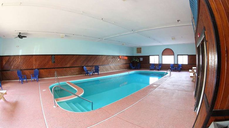 <b>Super 8 Portsmouth Pool</b>. Images powered by <a href="https://iceportal.shijigroup.com/" title="IcePortal" target="_blank">IcePortal</a>.