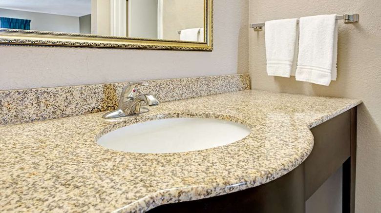 <b>Super 8 Lakeland Room</b>. Images powered by <a href="https://iceportal.shijigroup.com/" title="IcePortal" target="_blank">IcePortal</a>.