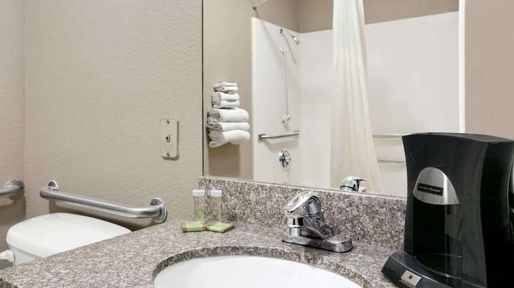 Super 8 Stafford/Springfield Area Room