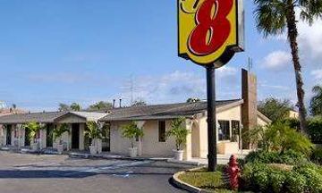 Super 8 Lantana West Palm Beach