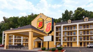 Super 8 Pigeon Forge-Emert St