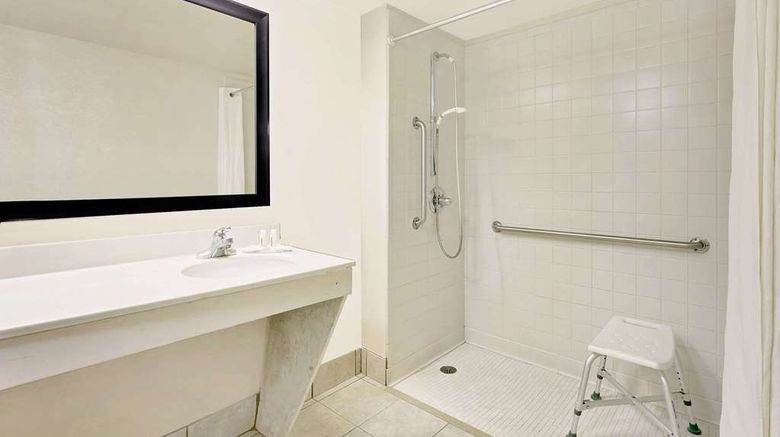 <b>Super 8 Byron/South Macon Room</b>. Images powered by <a href="https://iceportal.shijigroup.com/" title="IcePortal" target="_blank">IcePortal</a>.