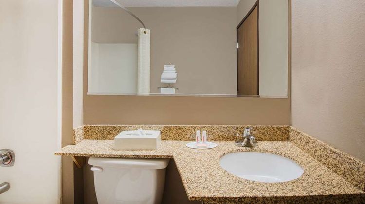 Super 8 Clearfield Room