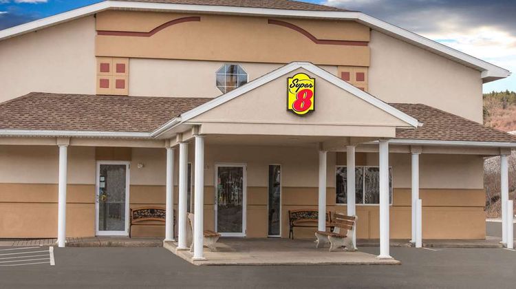 Super 8 Clearfield Exterior