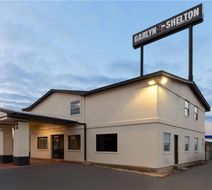 Super 8 Temple Exterior