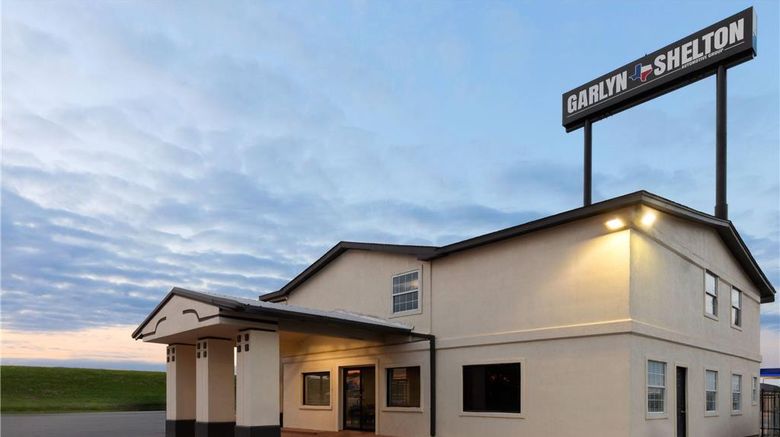 <b>Super 8 Temple Exterior</b>. Images powered by <a href="https://iceportal.shijigroup.com/" title="IcePortal" target="_blank">IcePortal</a>.