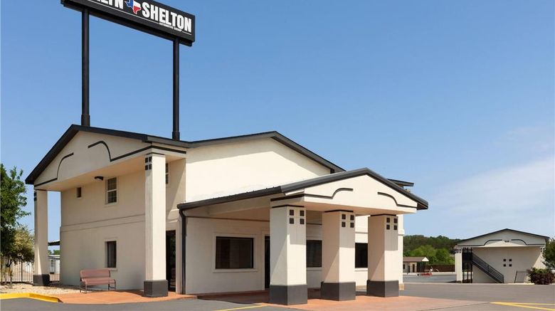 <b>Super 8 Temple Exterior</b>. Images powered by <a href="https://iceportal.shijigroup.com/" title="IcePortal" target="_blank">IcePortal</a>.