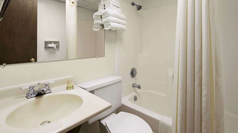 <b>Super 8 Redfield Room</b>. Images powered by <a href="https://iceportal.shijigroup.com/" title="IcePortal" target="_blank">IcePortal</a>.