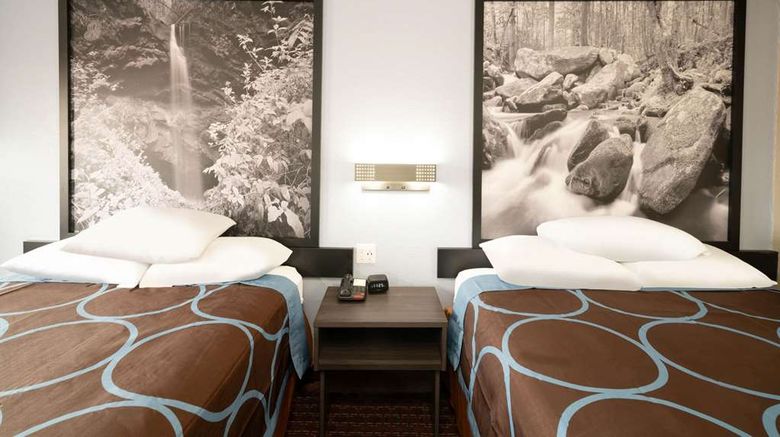 <b>Super 8 Cleveland Room</b>. Images powered by <a href="https://iceportal.shijigroup.com/" title="IcePortal" target="_blank">IcePortal</a>.