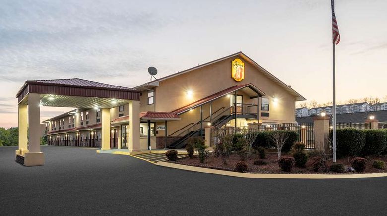 <b>Super 8 Cleveland Exterior</b>. Images powered by <a href="https://iceportal.shijigroup.com/" title="IcePortal" target="_blank">IcePortal</a>.