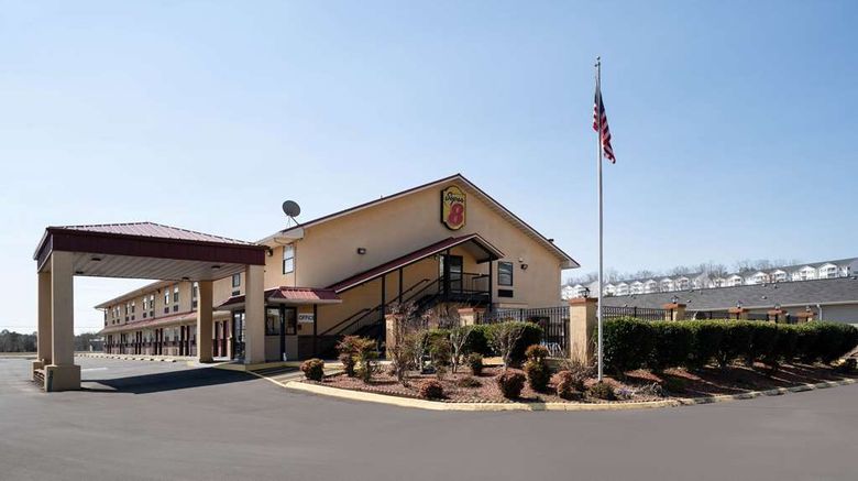 <b>Super 8 Cleveland Exterior</b>. Images powered by <a href="https://iceportal.shijigroup.com/" title="IcePortal" target="_blank">IcePortal</a>.