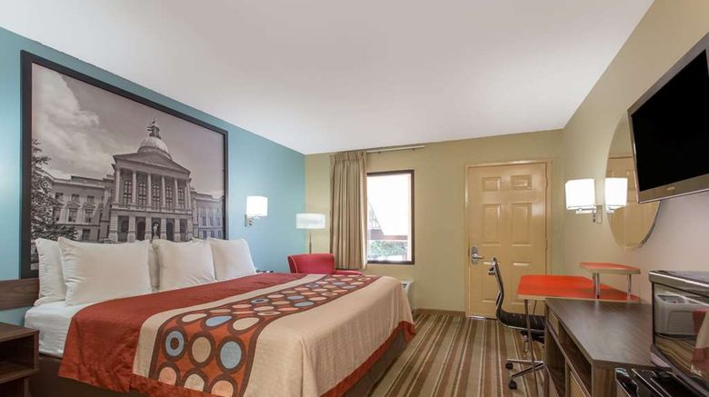 <b>Super 8 Forest Park Room</b>. Images powered by <a href="https://iceportal.shijigroup.com/" title="IcePortal" target="_blank">IcePortal</a>.
