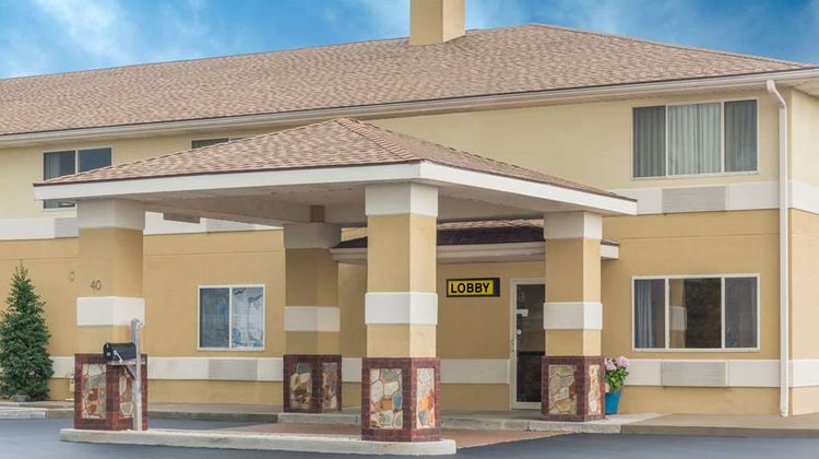 Super 8 Hanover Exterior