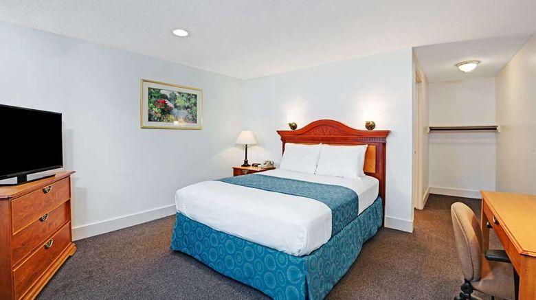 <b>Knights Inn Boston/Danvers Room</b>. Images powered by <a href="https://iceportal.shijigroup.com/" title="IcePortal" target="_blank">IcePortal</a>.
