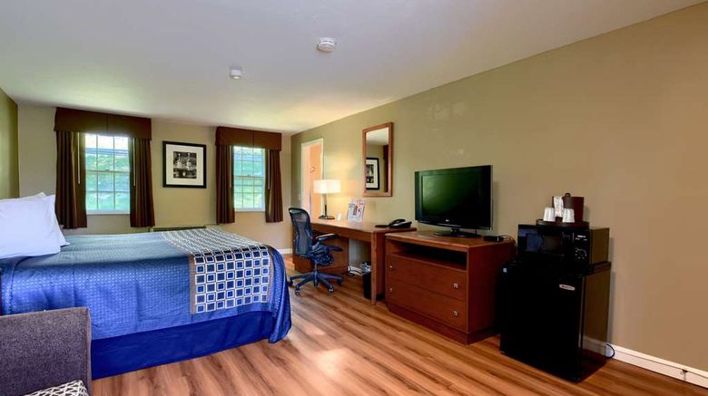 <b>Knights Inn Boston/Danvers Room</b>. Images powered by <a href="https://iceportal.shijigroup.com/" title="IcePortal" target="_blank">IcePortal</a>.