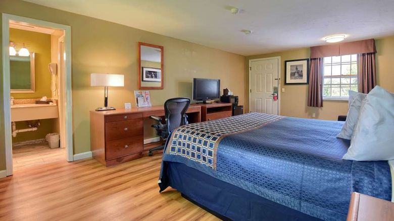 <b>Knights Inn Boston/Danvers Room</b>. Images powered by <a href="https://iceportal.shijigroup.com/" title="IcePortal" target="_blank">IcePortal</a>.
