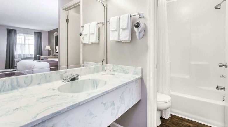 <b>Super 8 Madison Room</b>. Images powered by <a href="https://iceportal.shijigroup.com/" title="IcePortal" target="_blank">IcePortal</a>.