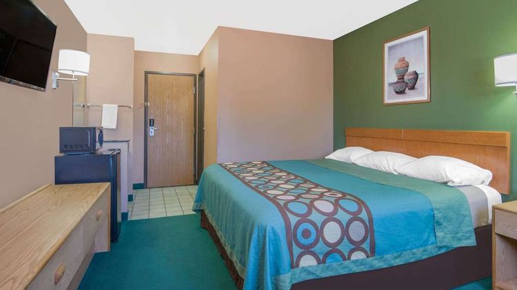 Super 8 Fort Sumner Room
