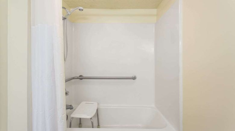 <b>Super 8 Monticello Room</b>. Images powered by <a href="https://iceportal.shijigroup.com/" title="IcePortal" target="_blank">IcePortal</a>.