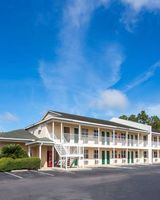 Super 8 Monticello