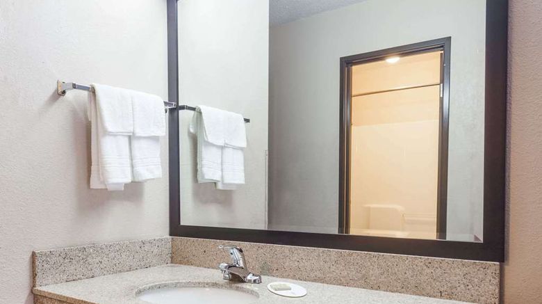<b>Super 8 Carrollton Room</b>. Images powered by <a href="https://iceportal.shijigroup.com/" title="IcePortal" target="_blank">IcePortal</a>.