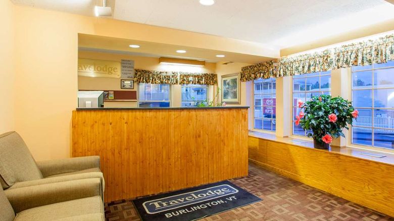 <b>Travelodge South Burlington Lobby</b>. Images powered by <a href="https://iceportal.shijigroup.com/" title="IcePortal" target="_blank">IcePortal</a>.