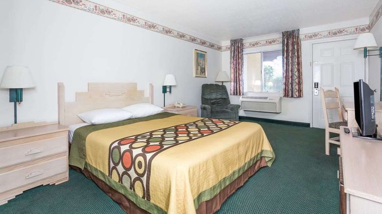 <b>Super 8 Cottonwood Room</b>. Images powered by <a href="https://iceportal.shijigroup.com/" title="IcePortal" target="_blank">IcePortal</a>.